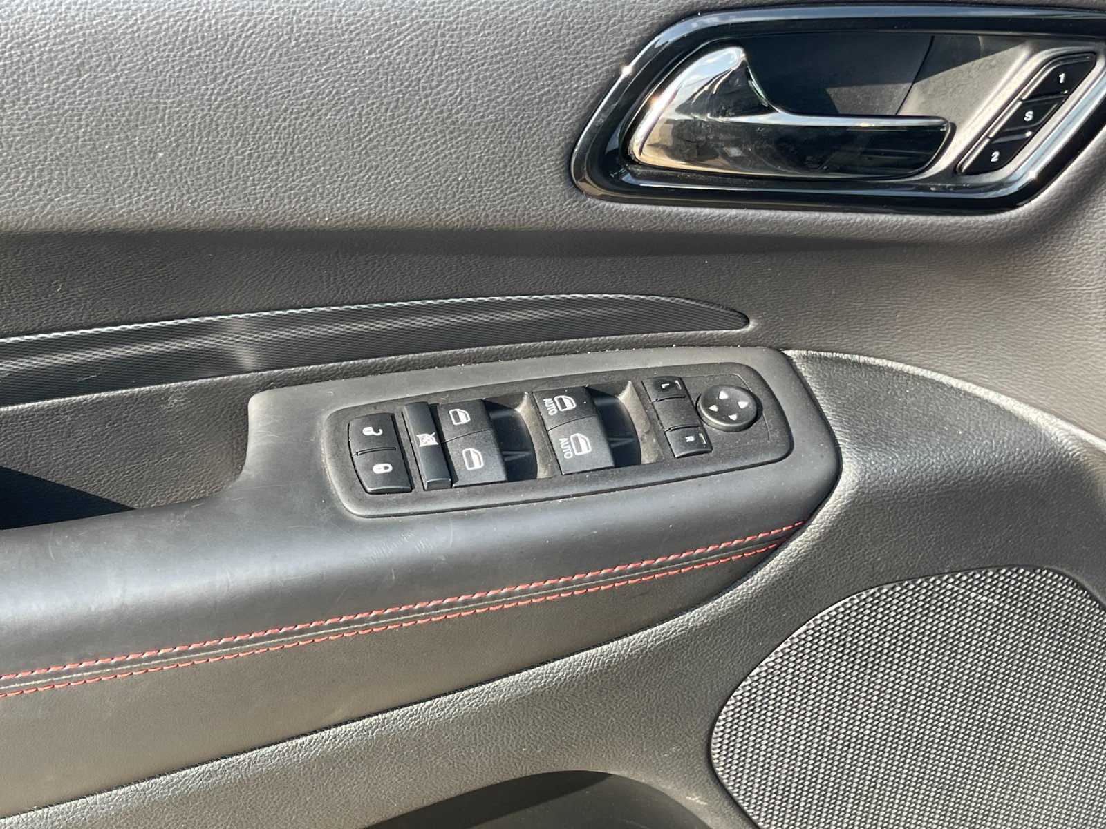 Used 2025 Dodge Durango R/T AWD/4WD image 12