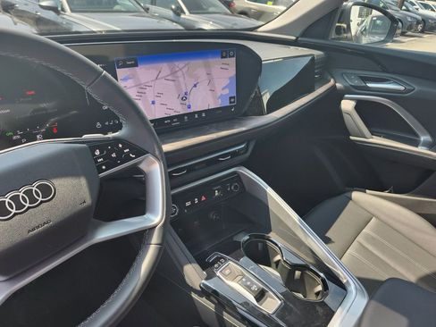 New 2025 Audi Q5 Premium image 15