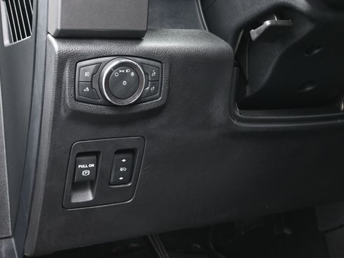 Used 2018 Ford F150 XLT w/ Equipment Group 302A Luxury image 23