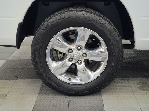 Used 2019 RAM 1500 Express w/ Express Value Package AWD/4WD image 13