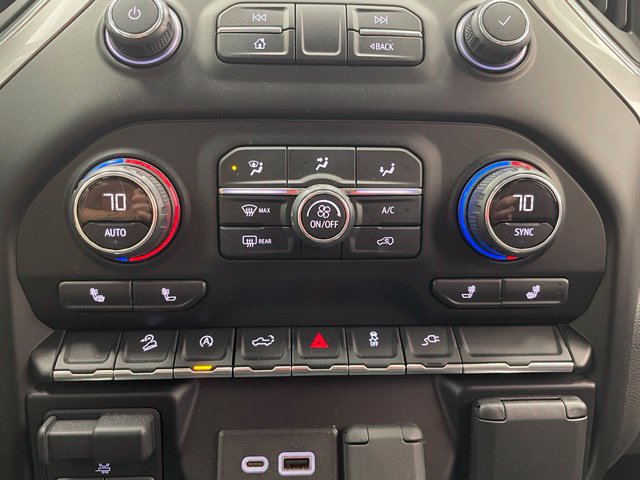 Used 2019 Chevrolet Silverado 1500 RST w/ All-Star Edition AWD/4WD image 14