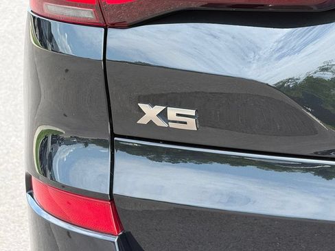 Used 2022 BMW X5 M50i w/ Parking Assistance Package AWD/4WD image 44