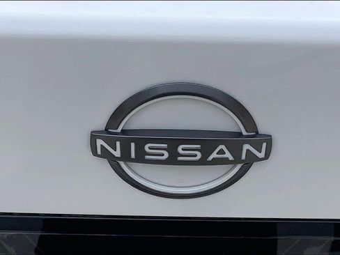 Used 2026 Nissan Sentra SV w/ SV Convenience Package FWD image 33