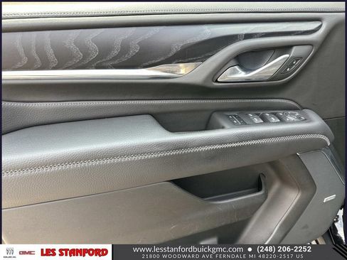 Used 2024 GMC Yukon Denali AWD/4WD image 18