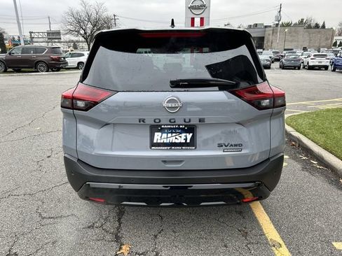 Certified 2023 Nissan Rogue SV w/ SV Premium B Package AWD/4WD image 16