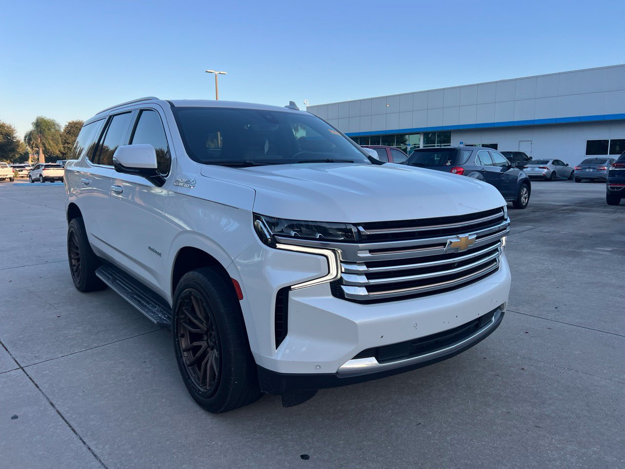 Used 2021 Chevrolet Tahoe High Country AWD/4WD image 9