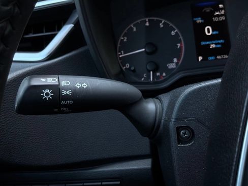 Used 2023 Toyota Corolla SE FWD image 33