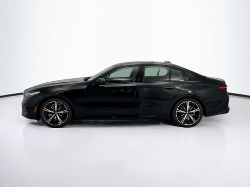 New 2026 BMW 530i xDrive w/ M Sport Package AWD/4WD image 8