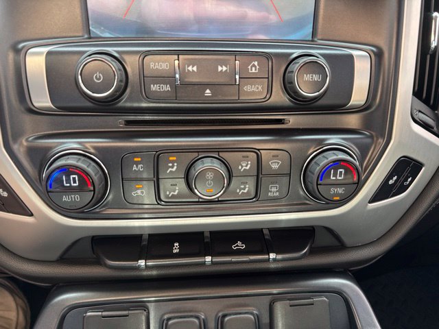 Used 2015 GMC Sierra 2500 SLE w/ SLE Preferred Package AWD/4WD image 18