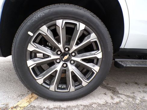 New 2026 Chevrolet Tahoe High Country AWD/4WD image 21