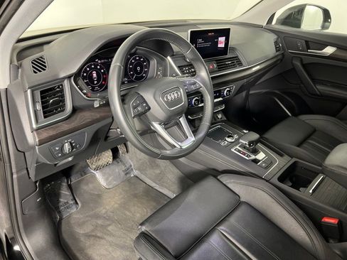 Used 2020 Audi Q5 e Premium Plus w/ Premium Plus Package image 29
