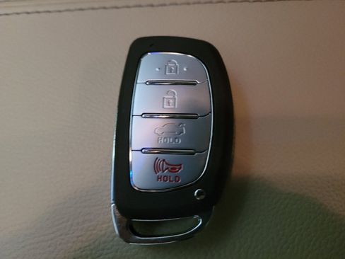 Used 2016 Hyundai Sonata SE FWD image 32