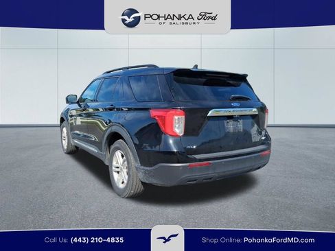 Used 2021 Ford Explorer XLT AWD/4WD image 6