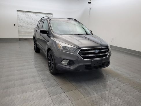 Used 2017 Ford Escape SE w/ SE Sport Appearance Package FWD image 13