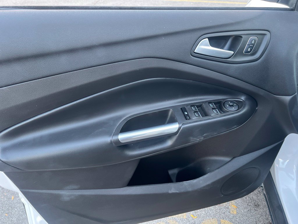 Used 2019 Ford Escape SEL AWD/4WD image 5