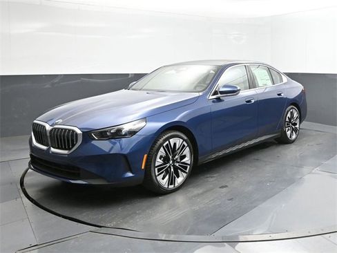 New 2025 BMW 530i w/ Executive Package image 1