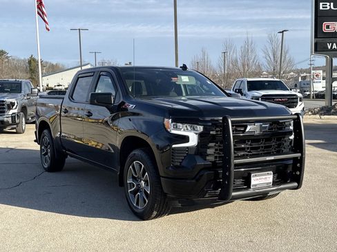 Used 2024 Chevrolet Silverado 1500 RST w/ Z71 Off-Road Package image 3