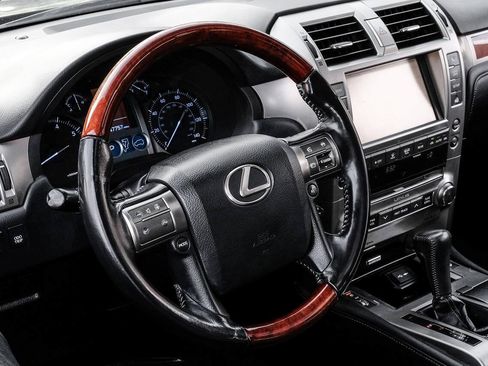 Used 2015 Lexus GX 460 w/ Premium Package AWD/4WD image 22