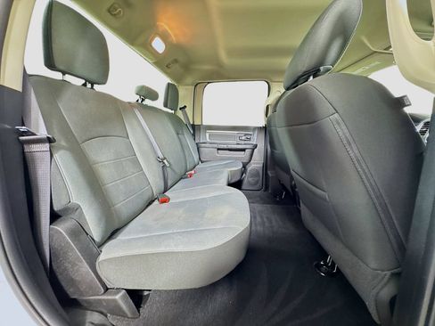 Used 2022 RAM 1500 Classic SLT RWD image 28
