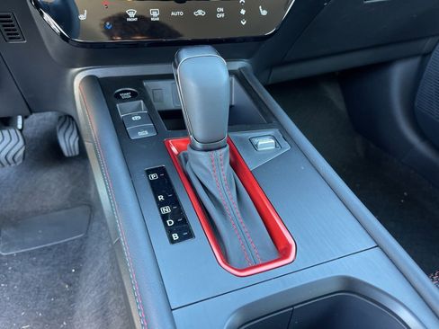 New 2026 Nissan Kicks SR w/ Cold Weather Package image 13