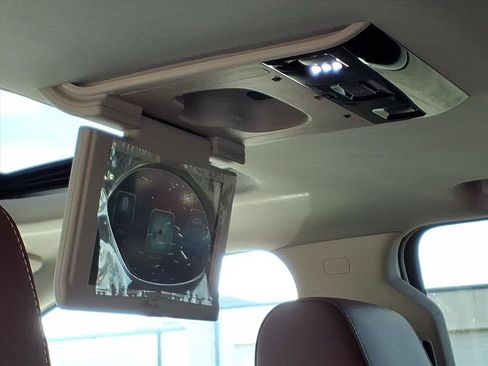 Used 2020 Chevrolet Tahoe Premier w/ Premier Plus Edition image 26