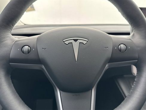 Used 2022 Tesla Model 3 Long Range image 22