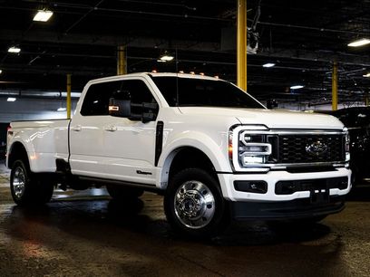 Used 2025 Ford F450 Platinum w/ FX4 Off-Road Package
