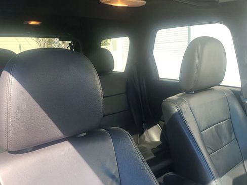 Used 2011 Ford Escape Limited w/ 301A Rapid Spec Order Code image 31