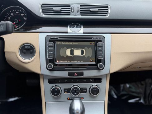 Used 2014 Volkswagen CC Executive AWD/4WD image 26