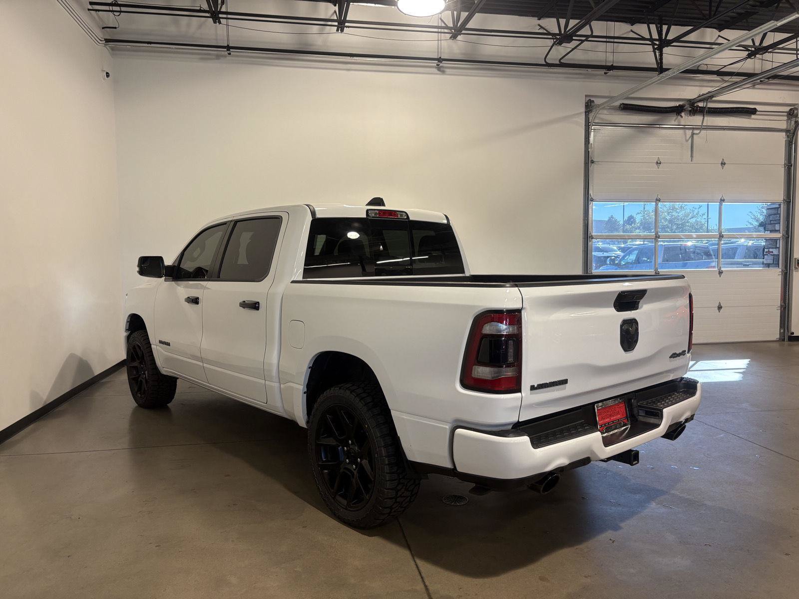 Used 2024 RAM 1500 Laramie AWD/4WD image 6