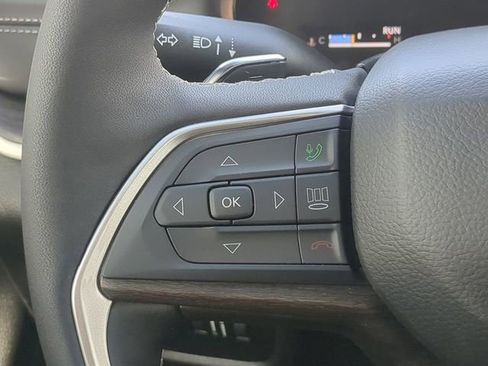 New 2026 Jeep Grand Cherokee L 4WD image 32