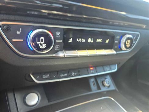 Used 2018 Audi Q5 2.0T Premium Plus w/ Premium Plus Package AWD/4WD image 31