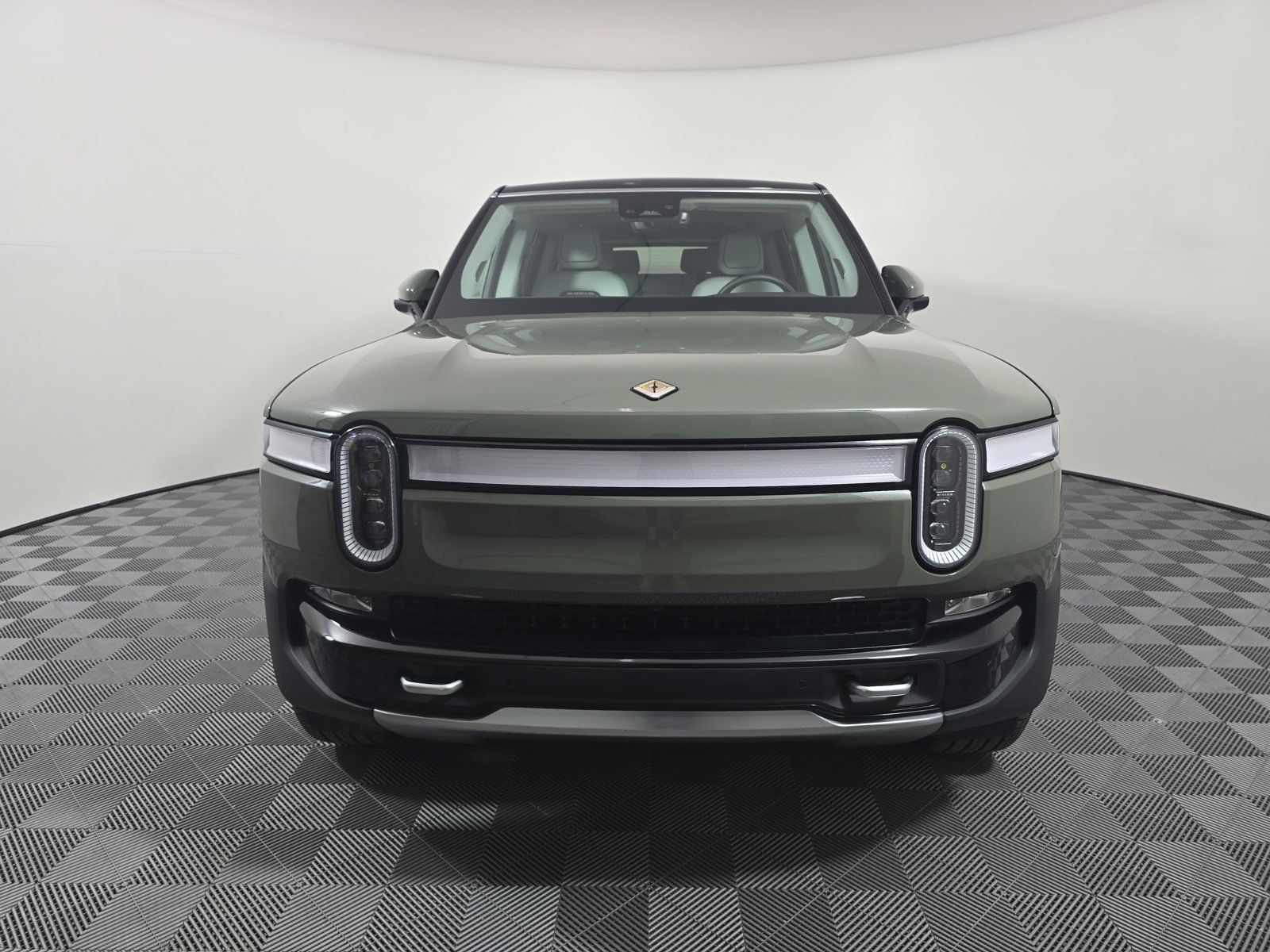 Used 2023 Rivian R1S Launch Edition Quad AWD/4WD image 8