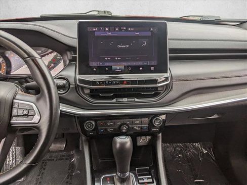 Used 2022 Jeep Compass Limited image 13