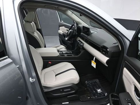 New 2026 Honda Pilot Touring image 35