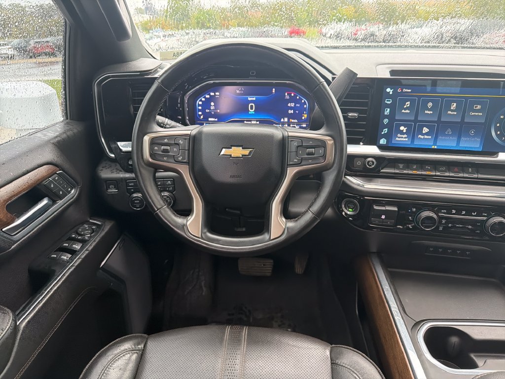 Used 2024 Chevrolet Silverado 2500 High Country w/ High Country Premium Package AWD/4WD image 12