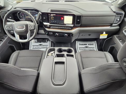 New 2026 GMC Sierra 1500 SLE image 10