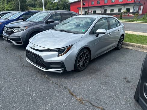 Used 2020 Toyota Corolla SE FWD image 1