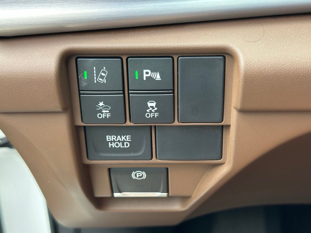 Used 2021 Acura RDX w/ Technology Package AWD/4WD image 35