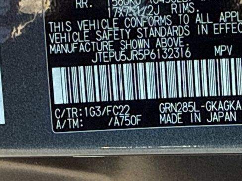 Used 2023 Toyota 4Runner TRD Off-Road image 32