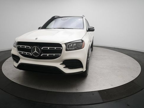 Used 2022 Mercedes-Benz GLS 450 4MATIC image 12