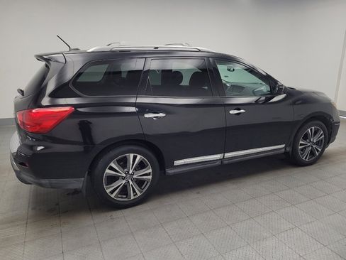 Used 2017 Nissan Pathfinder Platinum FWD image 10