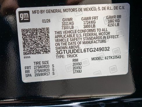 New 2026 GMC Sierra 1500 SLT w/ SLT Premium Plus Package AWD/4WD image 37