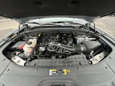 Used 2023 Jeep Grand Cherokee L Laredo w/ Luxury Tech Group I image 13