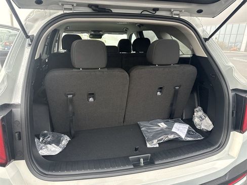New 2026 Kia Sorento LX image 44