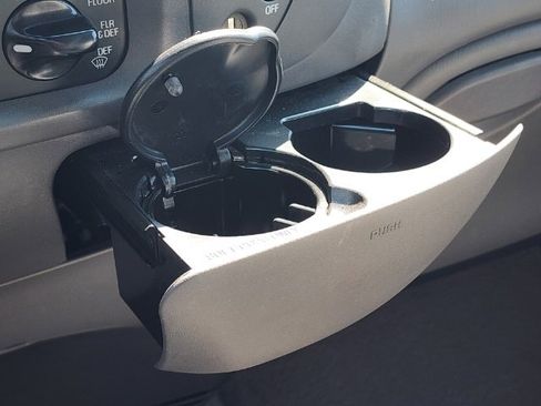 Used 2001 Ford F150 XL image 25