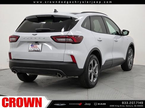Used 2025 Ford Escape ST-Line FWD image 7