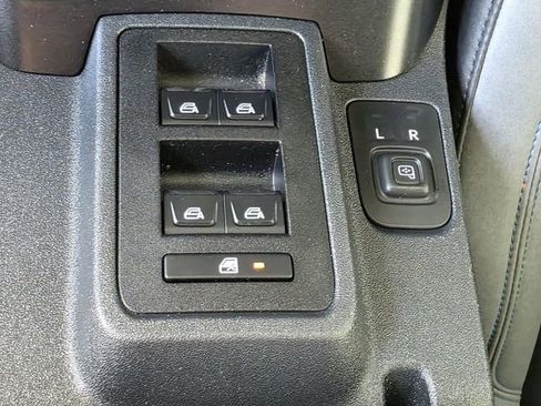 Used 2021 Ford Bronco Black Diamond AWD/4WD image 27