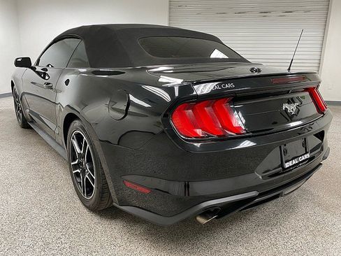 Used 2021 Ford Mustang Premium image 8