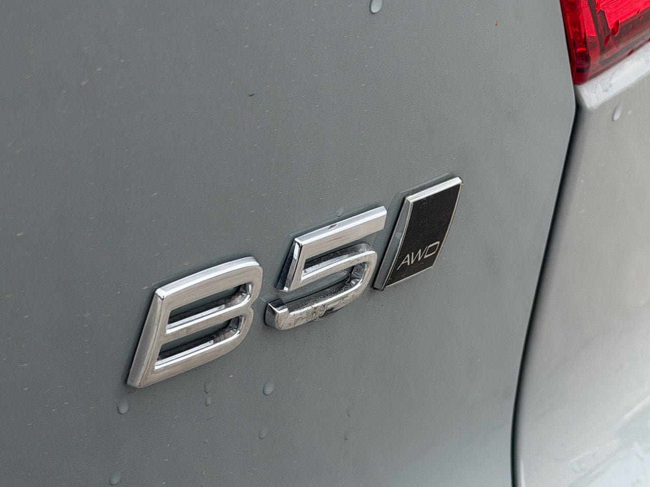 New 2026 Volvo XC40 B5 Ultra w/ Protection Package Premier AWD/4WD image 11